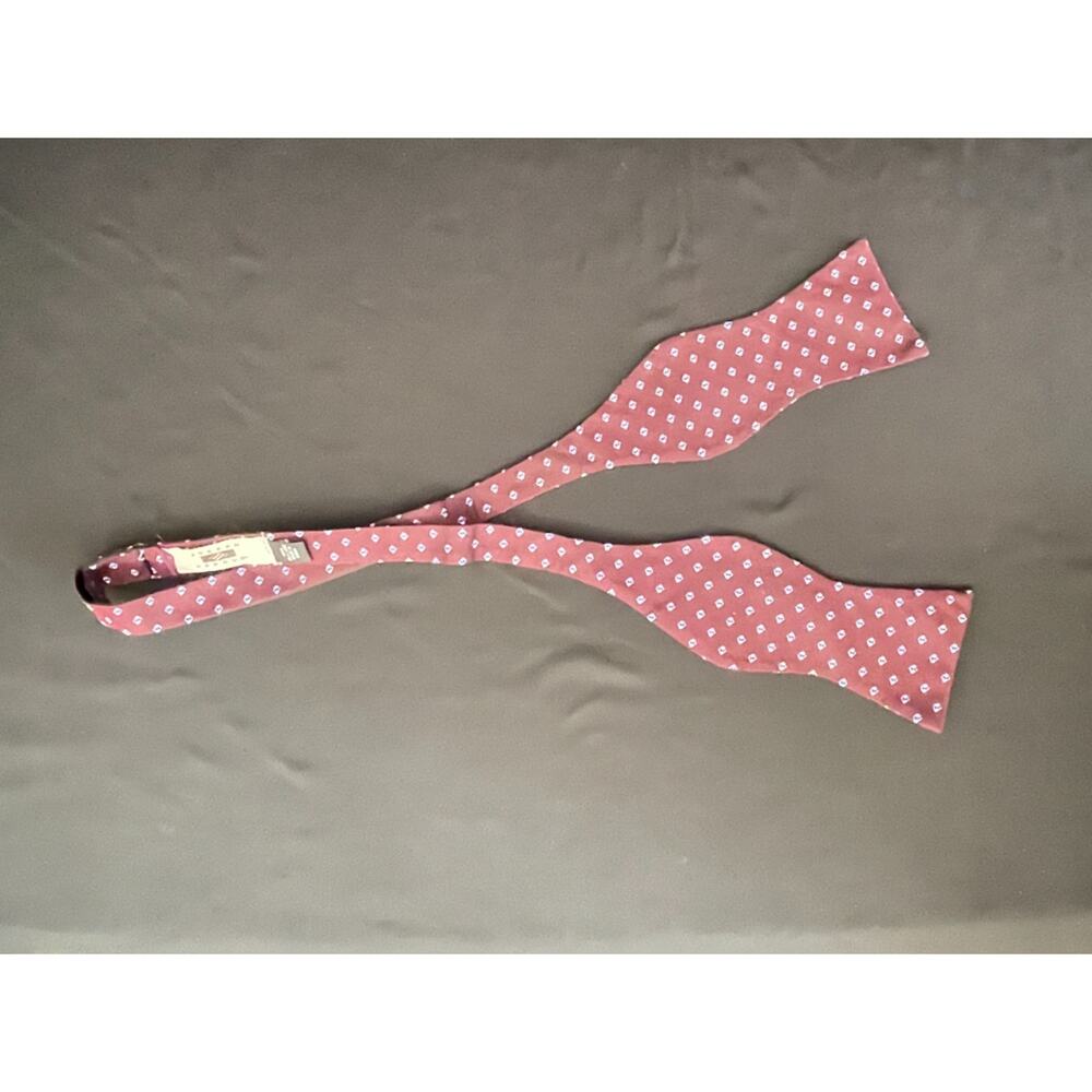 Joseph Abboud Mens Adjustable Bow Tie Maroon Beige Polka Dots New with Tags
